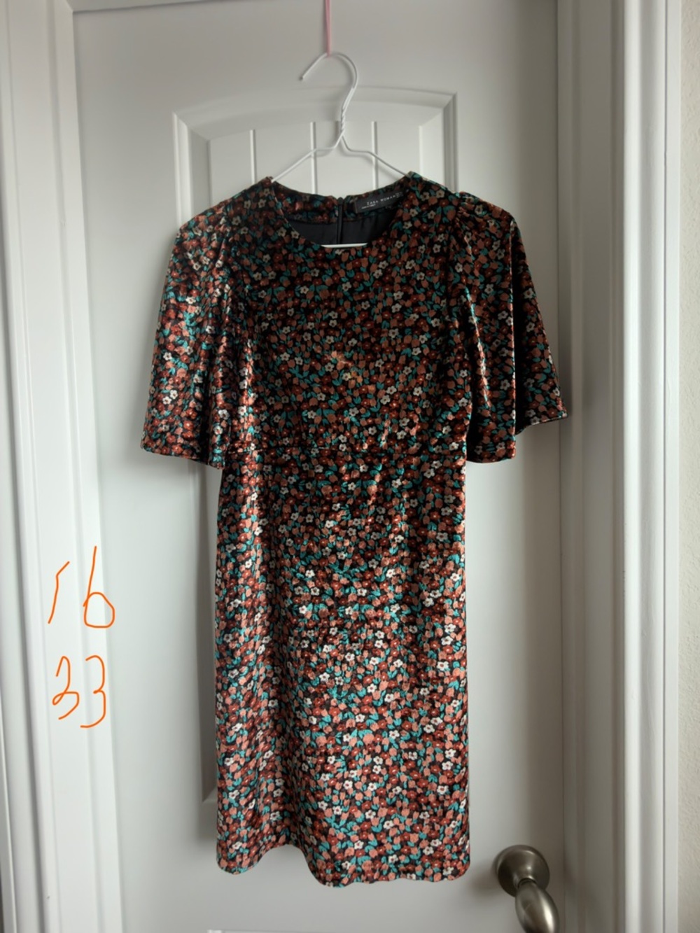 Zara Floral Short Sleeve Shift Dress